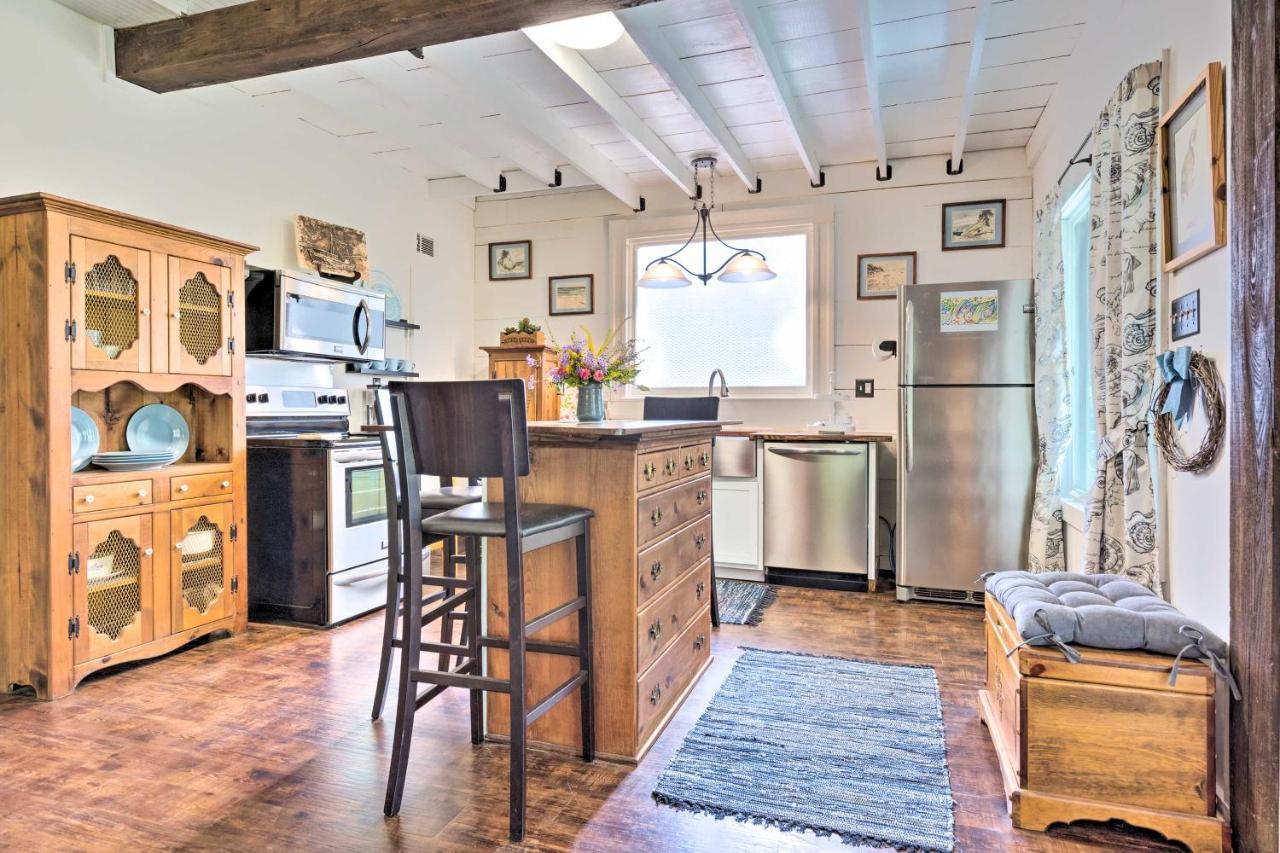 Historic Biloxi Bay Cottage With Beautiful View Ocean Springs Esterno foto