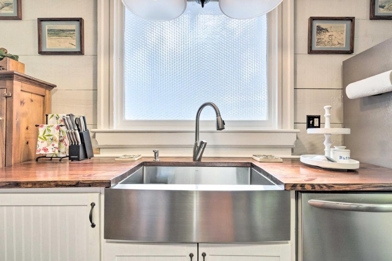 Historic Biloxi Bay Cottage With Beautiful View Ocean Springs Esterno foto