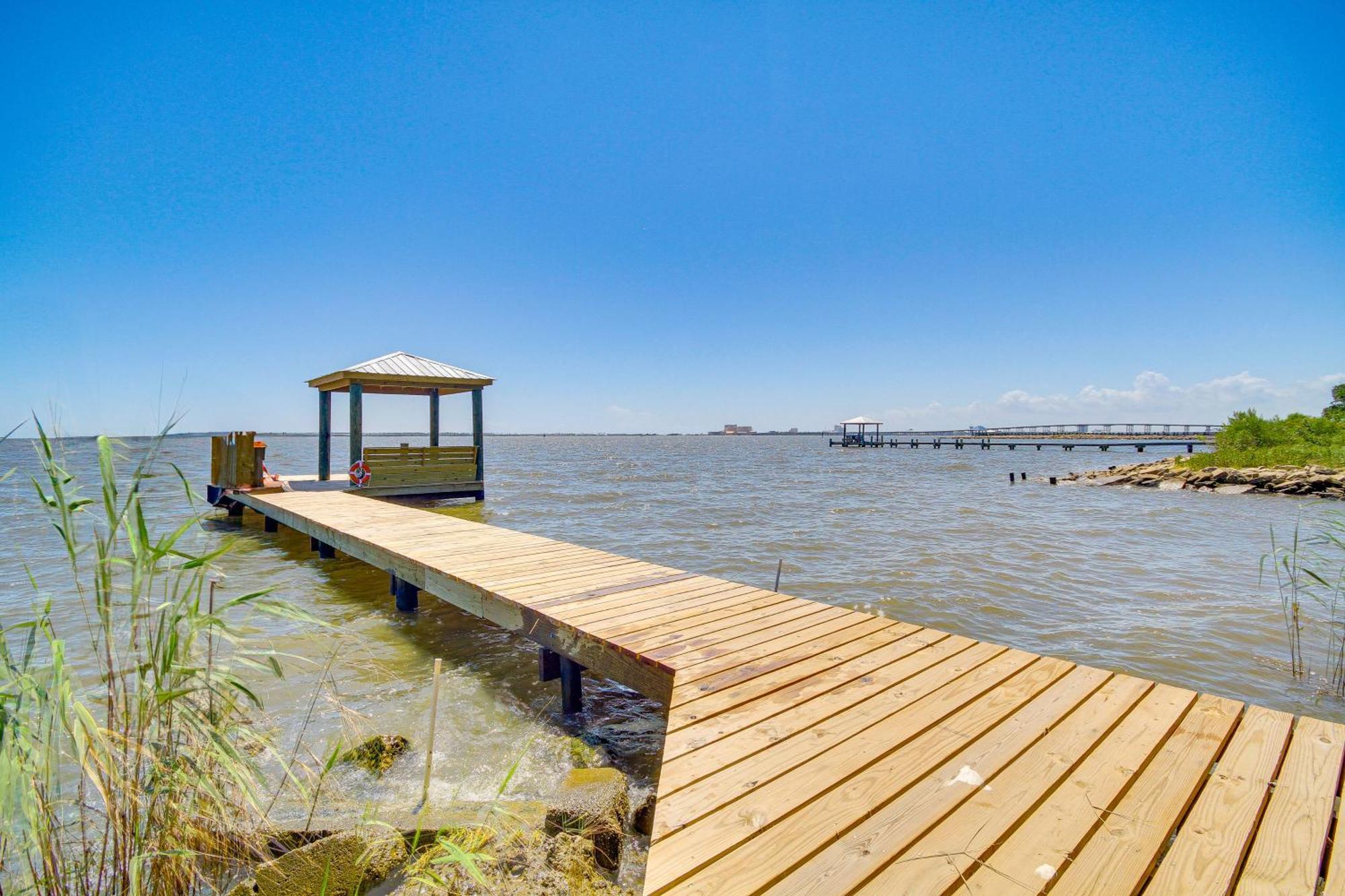 Historic Biloxi Bay Cottage With Beautiful View Ocean Springs Esterno foto
